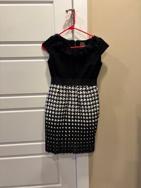 Taylor brand dress size 2P